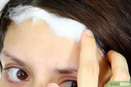 Image intitulée Prevent Hair Dye from Staining Skin Step 3