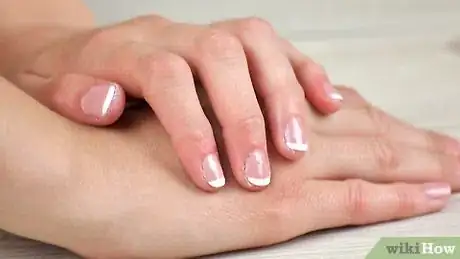 Image intitulée Do a Manicure at Home Step 12