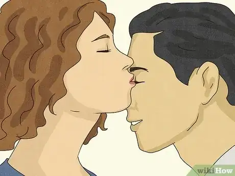 Image intitulée What Are Different Ways to Kiss Your Boyfriend Step 13