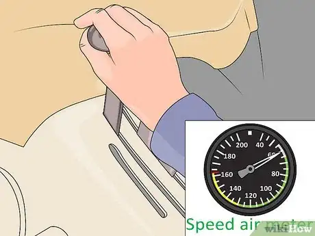 Image intitulée Fly an Airplane Step 12