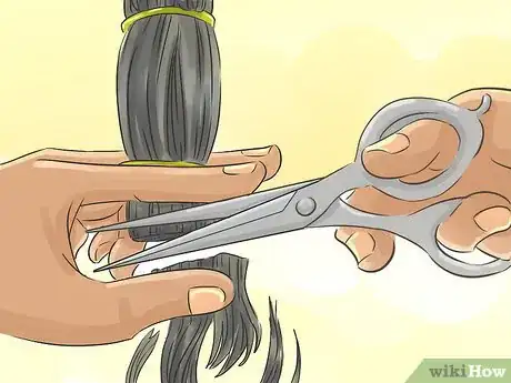 Image intitulée Cut Hair Straight Step 5