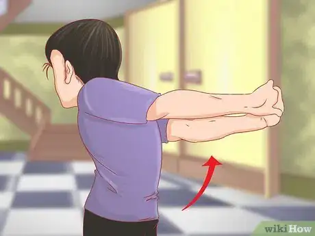 Image intitulée Stretch Your Biceps Step 10