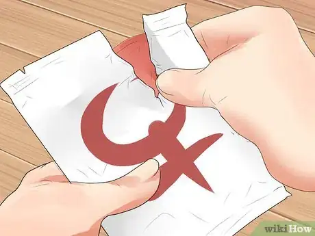 Image intitulée Use a Female Condom Step 5