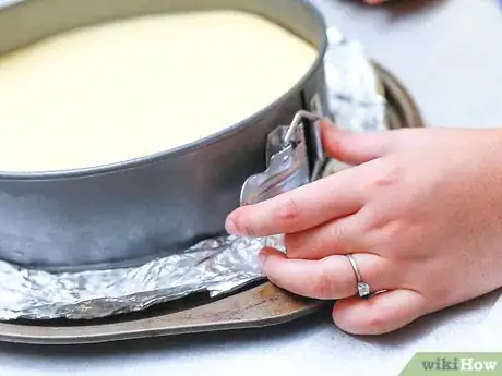 Image intitulée Remove Cheesecake from a Springform Pan Step 4