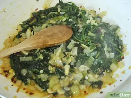Image intitulée Cook Dandelion Greens Step 5