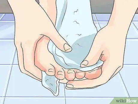 Image intitulée Heal an Ingrown Toenail Step 9