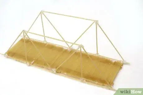 Image intitulée Build a Spaghetti Bridge Step 7