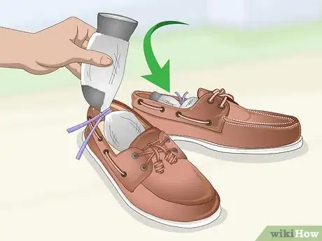 Image intitulée Remove Odor from Your Shoes with Baking Soda Step 17