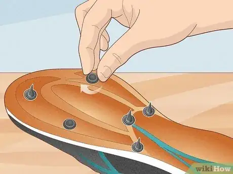 Image intitulée Put Spikes on Track Shoes Step 12
