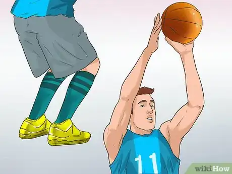 Image intitulée Play Basketball Step 12