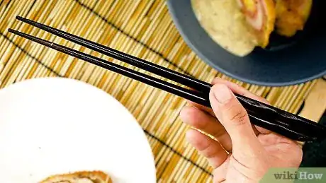 Image intitulée Hold Chopsticks Step 13