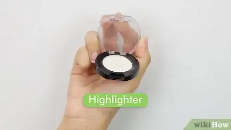 Image intitulée Give Your Face a Creamy Glow (Makeup) Step 6