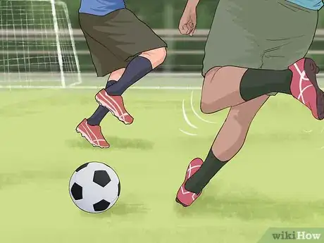 Image intitulée Play Forward in Soccer Step 10