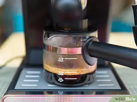 Image intitulée Make a Flat White Coffee Step 17