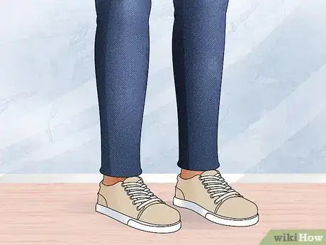 Image intitulée Wear Jeans with Sneakers Step 9