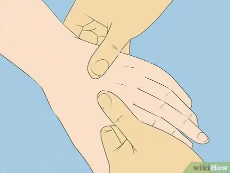 Image intitulée Massage Hands Step 6