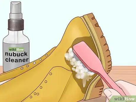 Image intitulée Clean Timberland Boots Step 10
