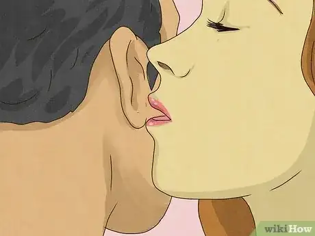 Image intitulée What Are Different Ways to Kiss Your Boyfriend Step 15