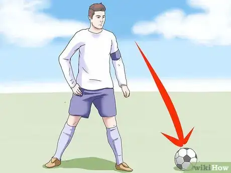 Image intitulée Take a Free Kick Like Ronaldo Step 1