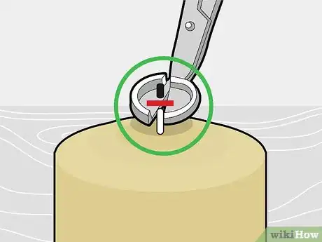 Image intitulée Extinguish a Candle Step 10