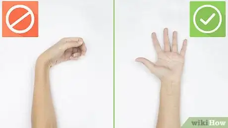 Image intitulée Wrap Your Hands for Boxing Step 4