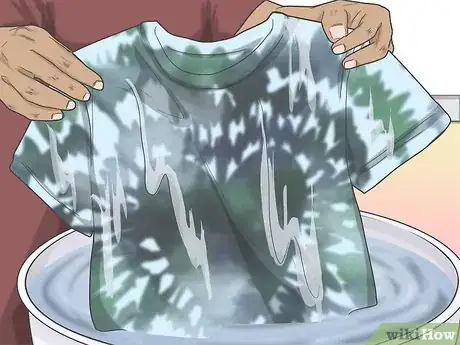 Image intitulée Dye Clothes with Food Coloring Step 19