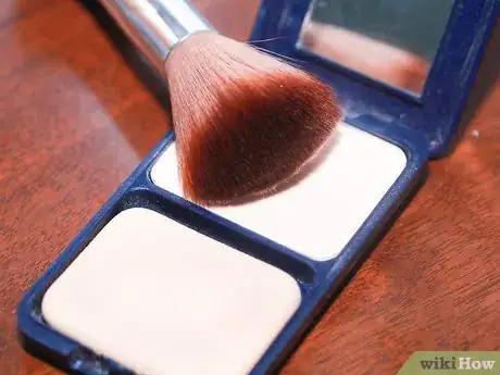 Image intitulée Start a Makeup Collection Step 18