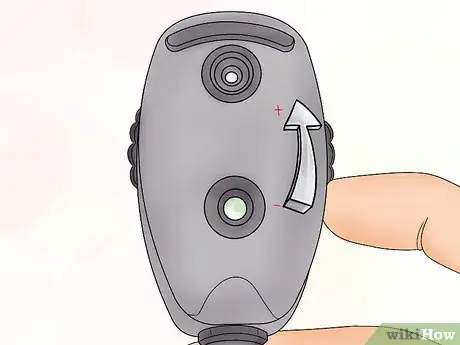 Image intitulée Use an Ophthalmoscope Step 3