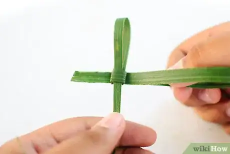 Image intitulée Make a Palm Frond Cross Step 11