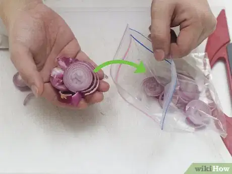 Image intitulée Freeze Onions Step 2