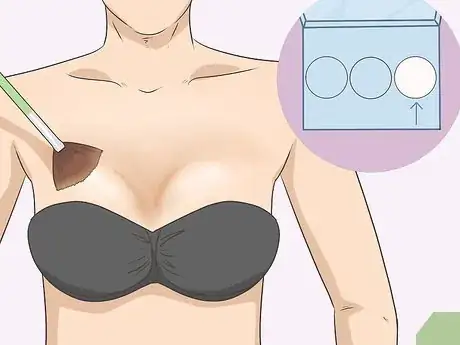 Image intitulée Show Cleavage With Small Breasts Step 15