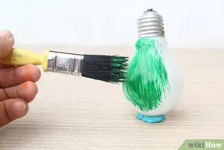 Image intitulée Paint Light Bulbs Step 5