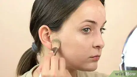 Image intitulée Apply Blush Step 1