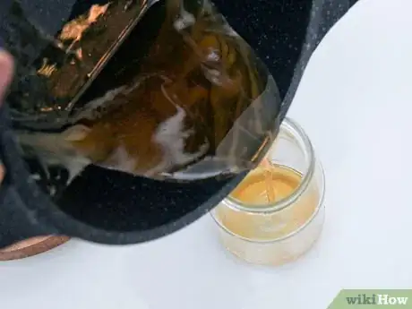 Image intitulée Make Creamed Honey Step 12