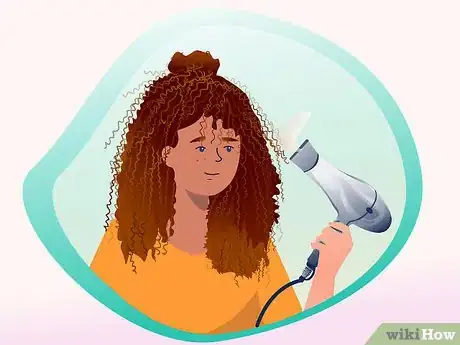 Image intitulée Dry Your Hair Step 27