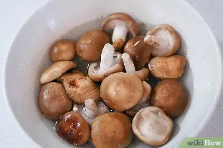 Image intitulée Make Garlic Mushrooms Step 2