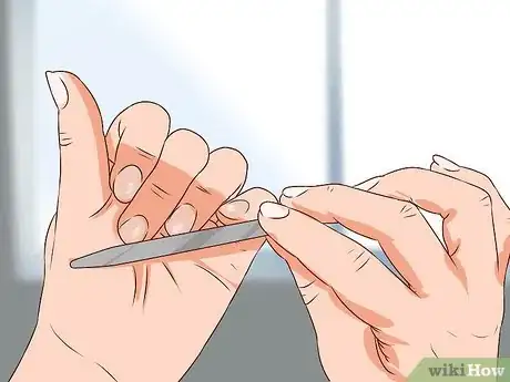 Image intitulée Get Long Nails Step 1