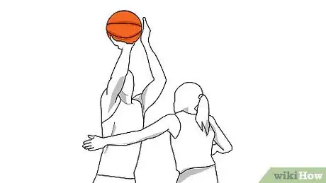 Image intitulée Shoot a Basketball Step 16