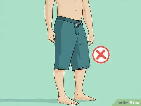 Image intitulée Wear Swimming Trunks Step 1