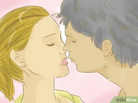 Image intitulée Make Someone Kiss You First (for Girls) Step 5