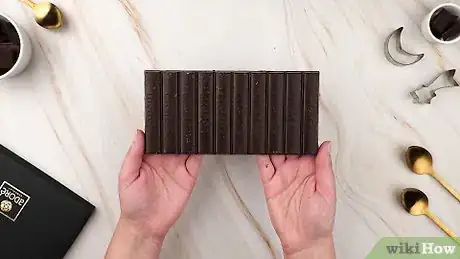 Image intitulée Make Chocolate Shapes Step 14