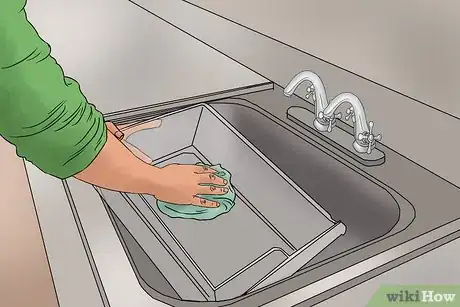 Image intitulée Remove a Fish Smell from a Refrigerator Step 10