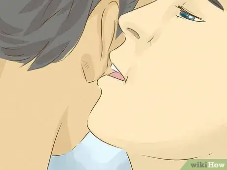 Image intitulée Kiss a Boy Step 14