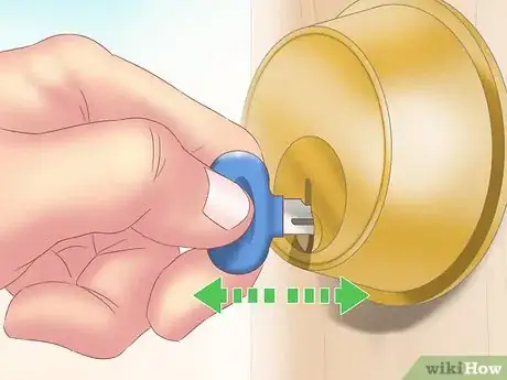 Image intitulée Fix a Sticky Lock Step 10