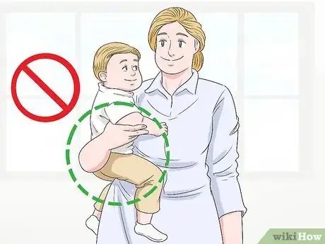 Image intitulée Lift and Carry a Baby Step 18