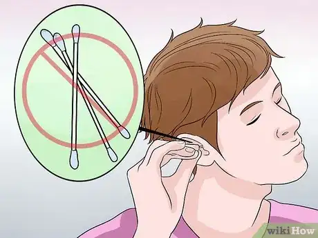 Image intitulée Remove Ear Wax Plugs Step 10