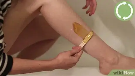 Image intitulée Wax Your Legs Step 20