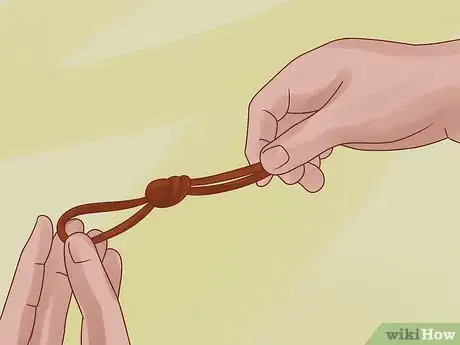 Image intitulée Tie an Overhand Knot Step 15