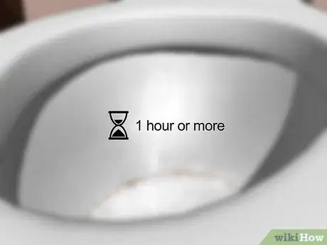 Image intitulée Clean a Ring in Toilet Bowl Step 5