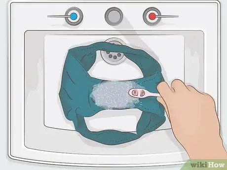 Image intitulée Remove Blood from Your Underwear After Your Period Step 13
